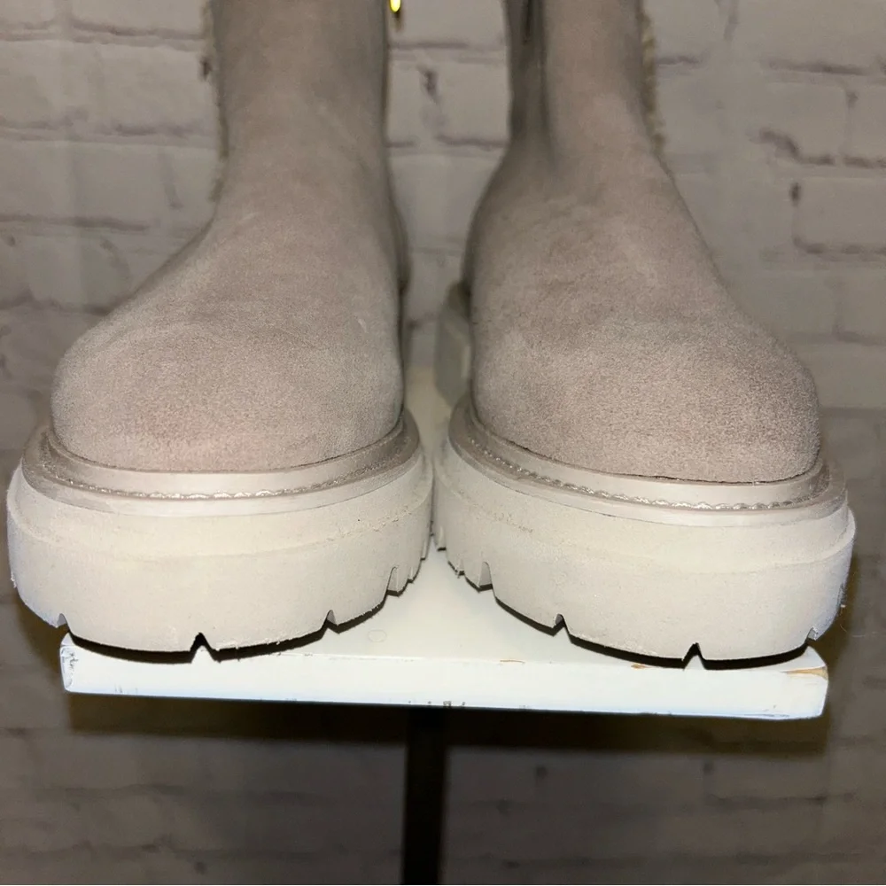 Steven by Steve Madden Avana water resistant suede boots size‎ 9